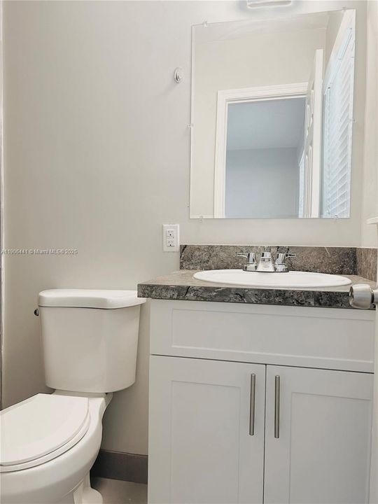 Recently Rented: $2,500 (2 beds, 2 baths, 2550 Square Feet)