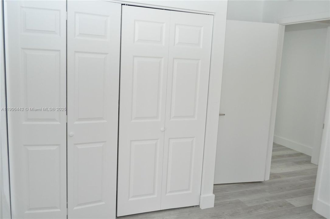 Recently Rented: $3,450 (3 beds, 2 baths, 1785 Square Feet)