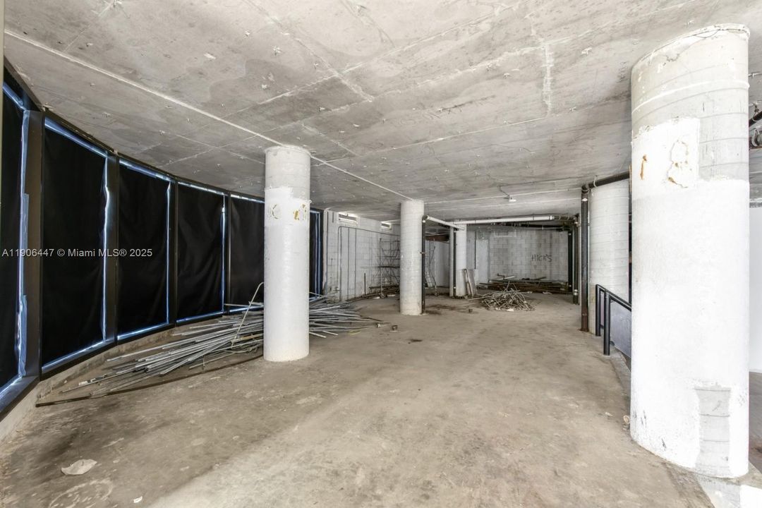 待售: $1,945,000 (7 贝兹, 7 浴室, 6782 平方英尺)