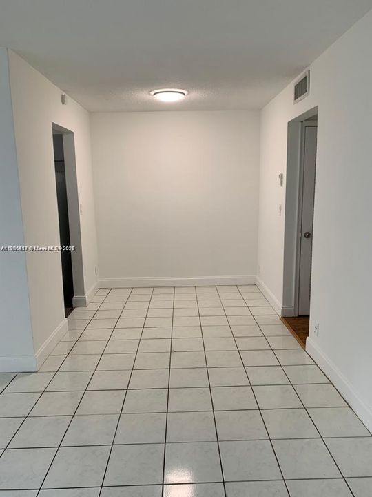 For Rent: $1,600 (1 beds, 1 baths, 615 Square Feet)