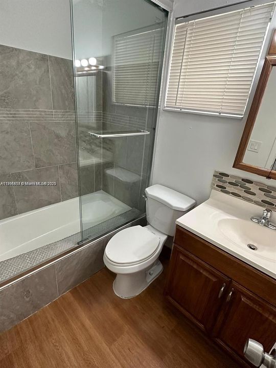 For Rent: $1,600 (1 beds, 1 baths, 615 Square Feet)