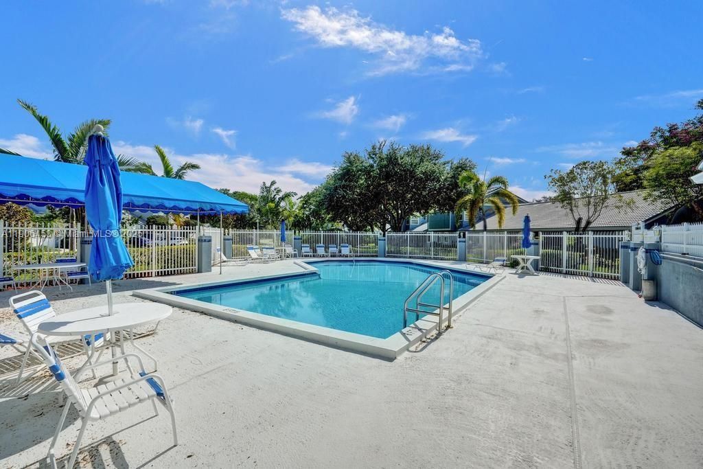 For Sale: $375,000 (3 beds, 2 baths, 1807 Square Feet)