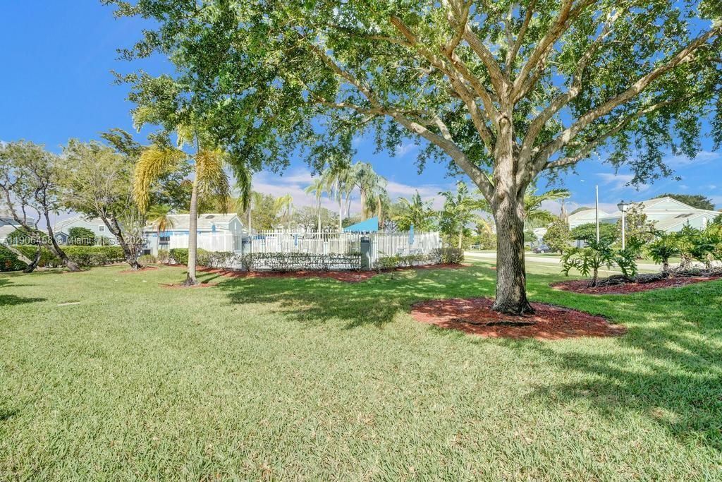 For Sale: $375,000 (3 beds, 2 baths, 1807 Square Feet)