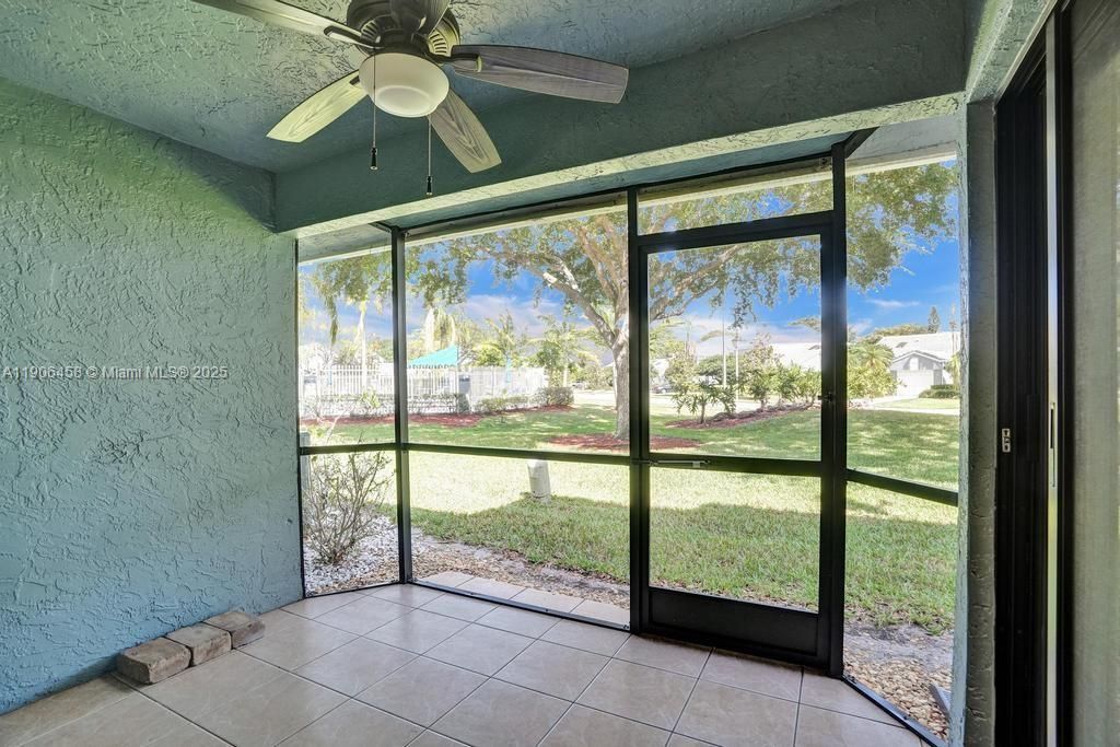 For Sale: $375,000 (3 beds, 2 baths, 1807 Square Feet)