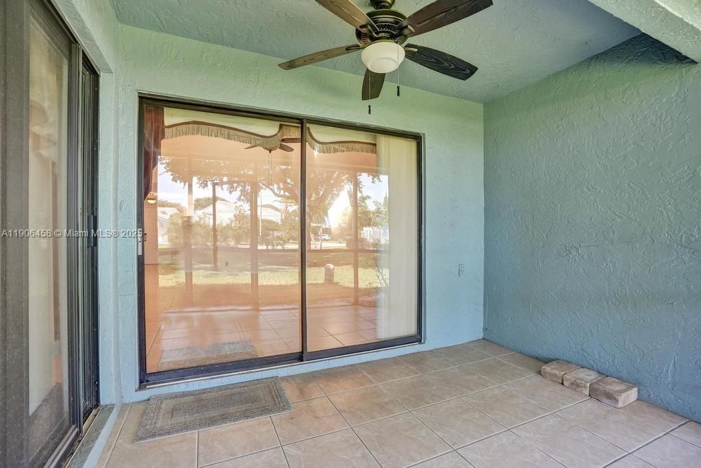 For Sale: $375,000 (3 beds, 2 baths, 1807 Square Feet)