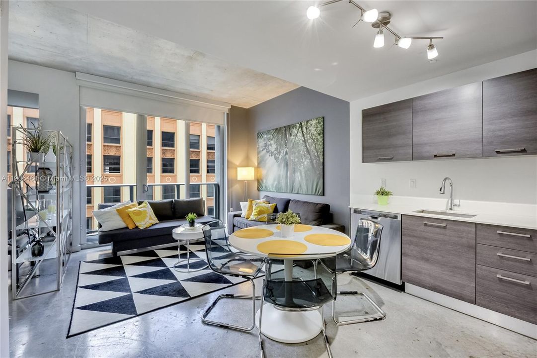 For Rent: $2,690 (1 beds, 1 baths, 533 Square Feet)