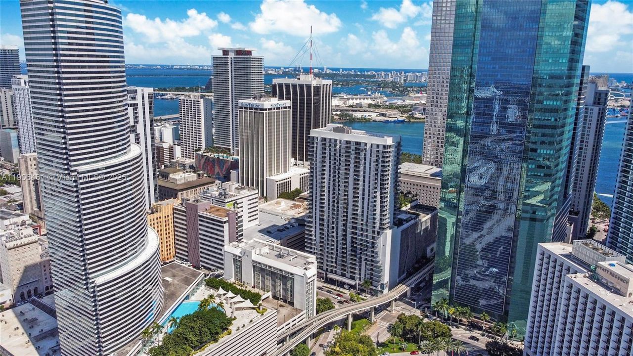 For Rent: $2,690 (1 beds, 1 baths, 533 Square Feet)