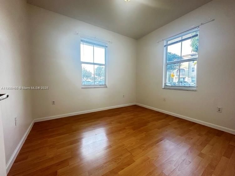 For Rent: $2,770 (3 beds, 2 baths, 1312 Square Feet)