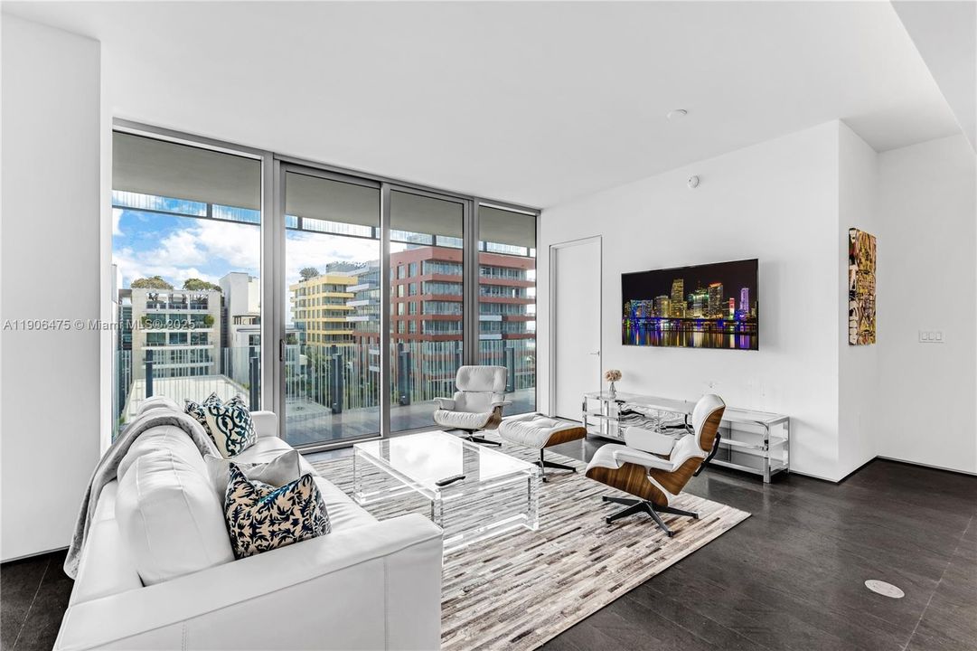 For Sale: $5,000,000 (2 beds, 2 baths, 1938 Square Feet)