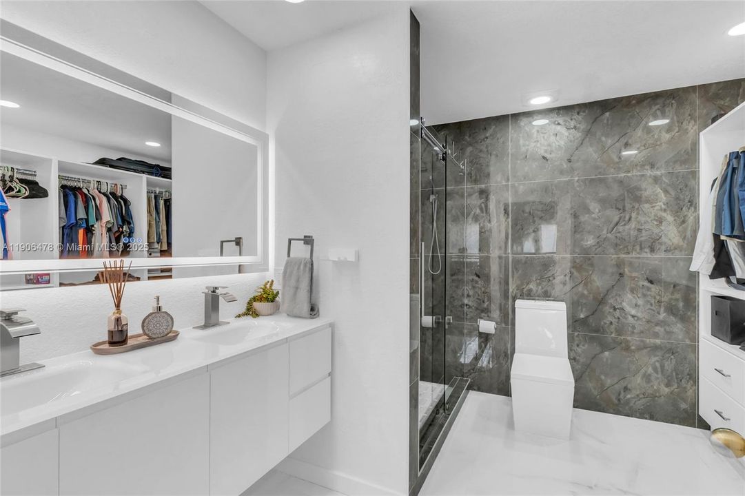 待售: $590,000 (3 贝兹, 2 浴室, 1381 平方英尺)