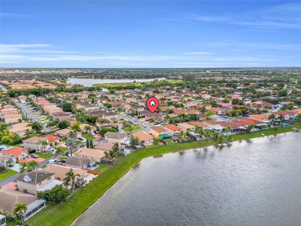 待售: $590,000 (3 贝兹, 2 浴室, 1381 平方英尺)