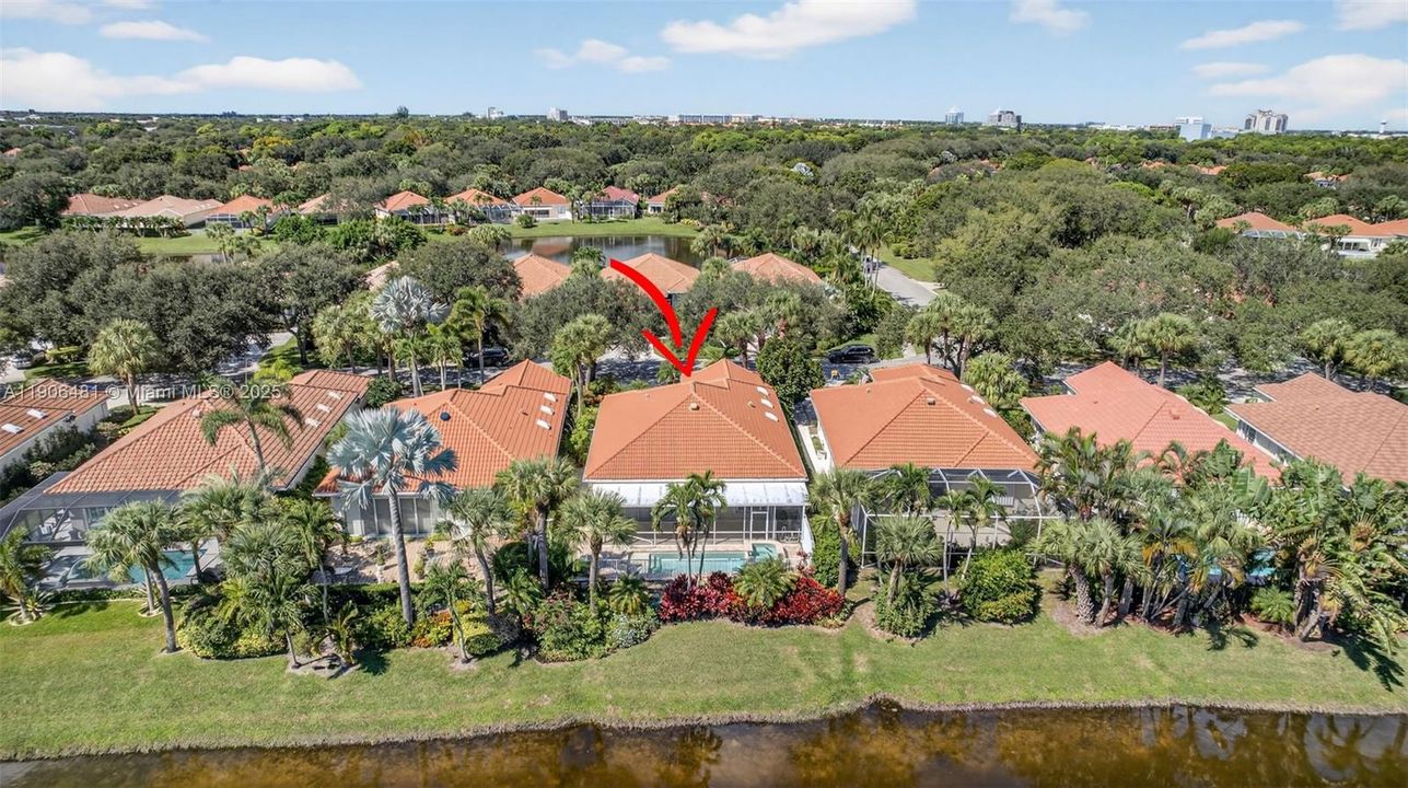 For Sale: $850,000 (3 beds, 3 baths, 2024 Square Feet)