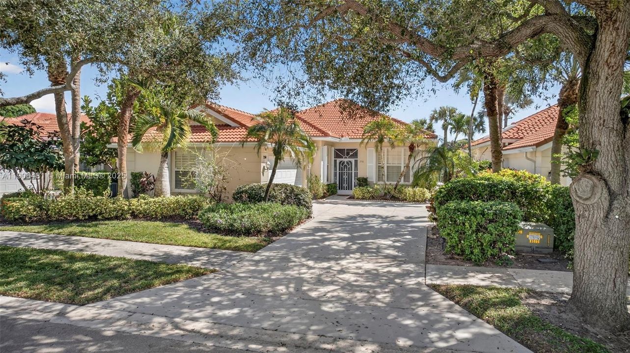 For Sale: $850,000 (3 beds, 3 baths, 2024 Square Feet)