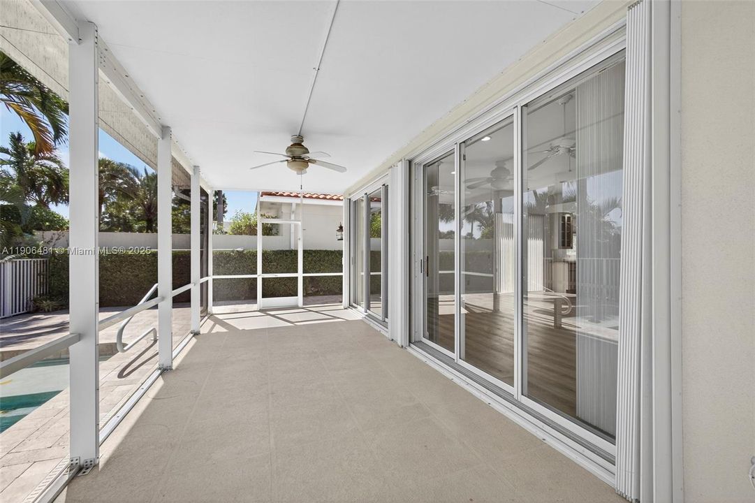 For Sale: $850,000 (3 beds, 3 baths, 2024 Square Feet)