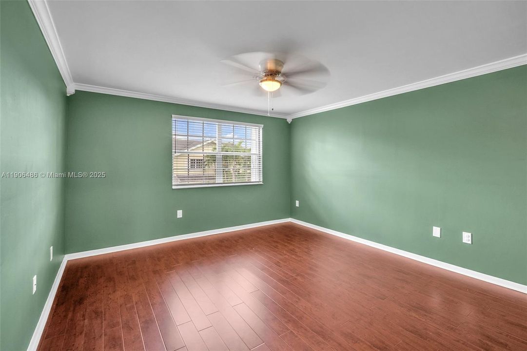 For Sale: $499,000 (3 beds, 2 baths, 1382 Square Feet)