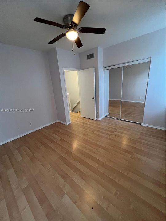 Recientemente alquilado: $2,400 (2 camas, 1 baños, 1110 Pies cuadrados)