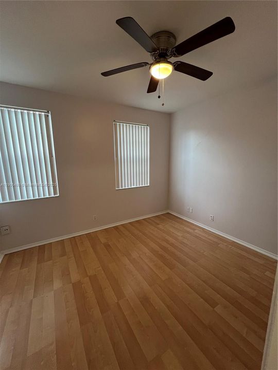 Recientemente alquilado: $2,400 (2 camas, 1 baños, 1110 Pies cuadrados)