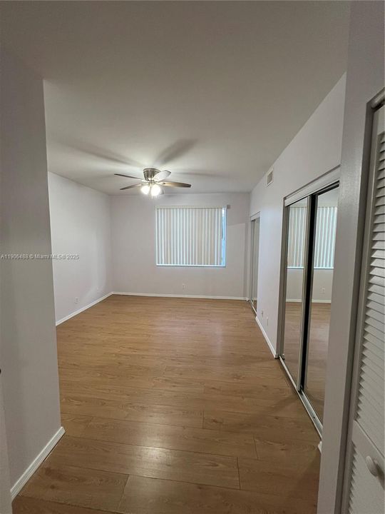 Recientemente alquilado: $2,400 (2 camas, 1 baños, 1110 Pies cuadrados)