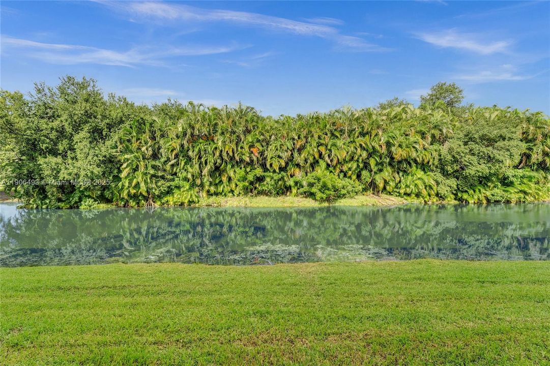 出租: $2,250 (2 贝兹, 2 浴室, 1065 平方英尺)