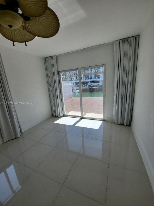 出租: $4,750 (3 贝兹, 2 浴室, 1657 平方英尺)