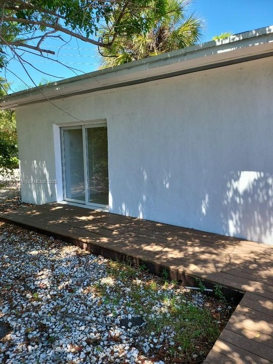 出租: $4,750 (3 贝兹, 2 浴室, 1657 平方英尺)