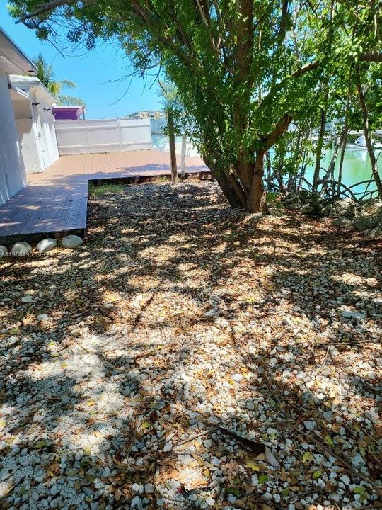 出租: $4,750 (3 贝兹, 2 浴室, 1657 平方英尺)