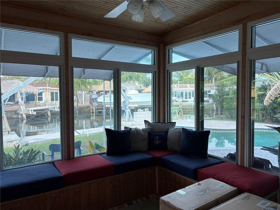 待售: $899,000 (3 贝兹, 2 浴室, 1560 平方英尺)