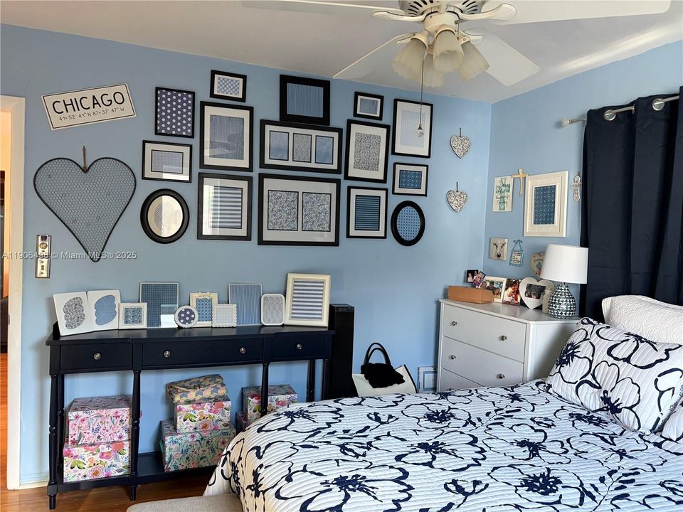 待售: $899,000 (3 贝兹, 2 浴室, 1560 平方英尺)