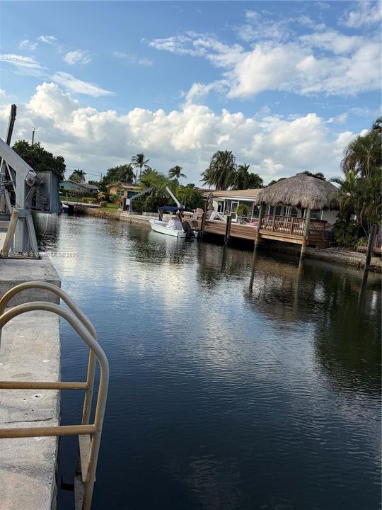 待售: $899,000 (3 贝兹, 2 浴室, 1560 平方英尺)