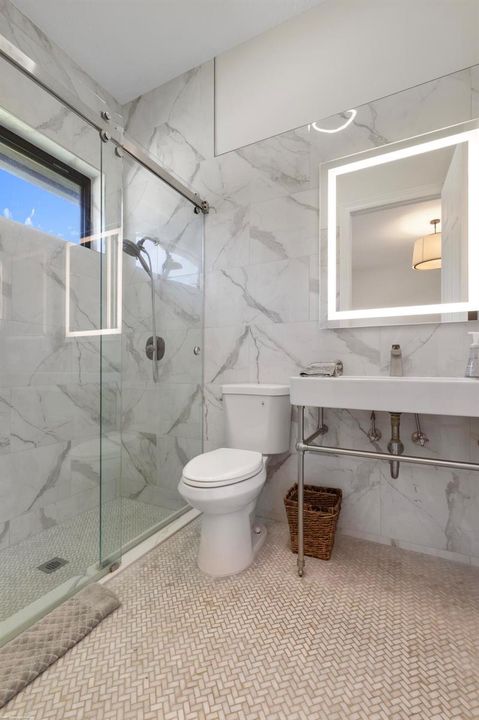 Bedroom #3's bathroom
