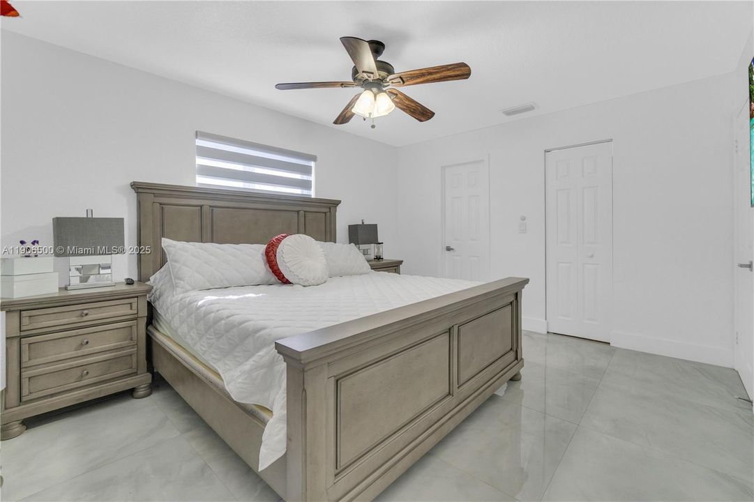 Recently Rented: $3,750 (4 beds, 2 baths, 1475 Square Feet)