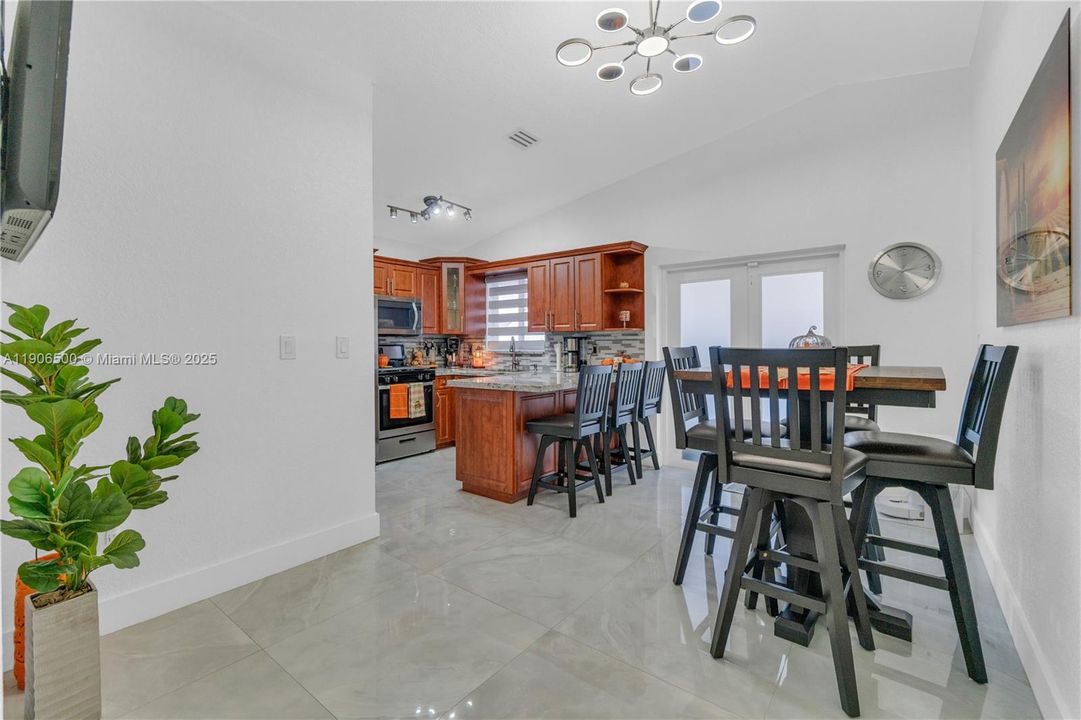 Recently Rented: $3,750 (4 beds, 2 baths, 1475 Square Feet)