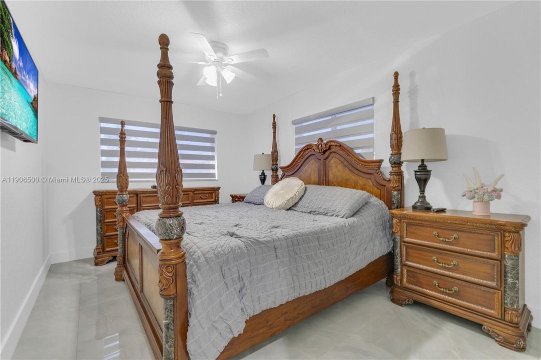 Recently Rented: $3,750 (4 beds, 2 baths, 1475 Square Feet)