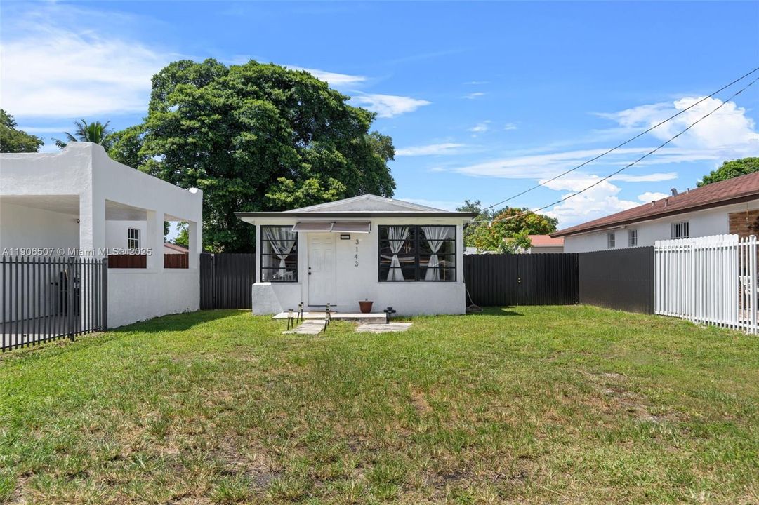 En Venta: $389,900 (2 camas, 1 baños, 540 Pies cuadrados)