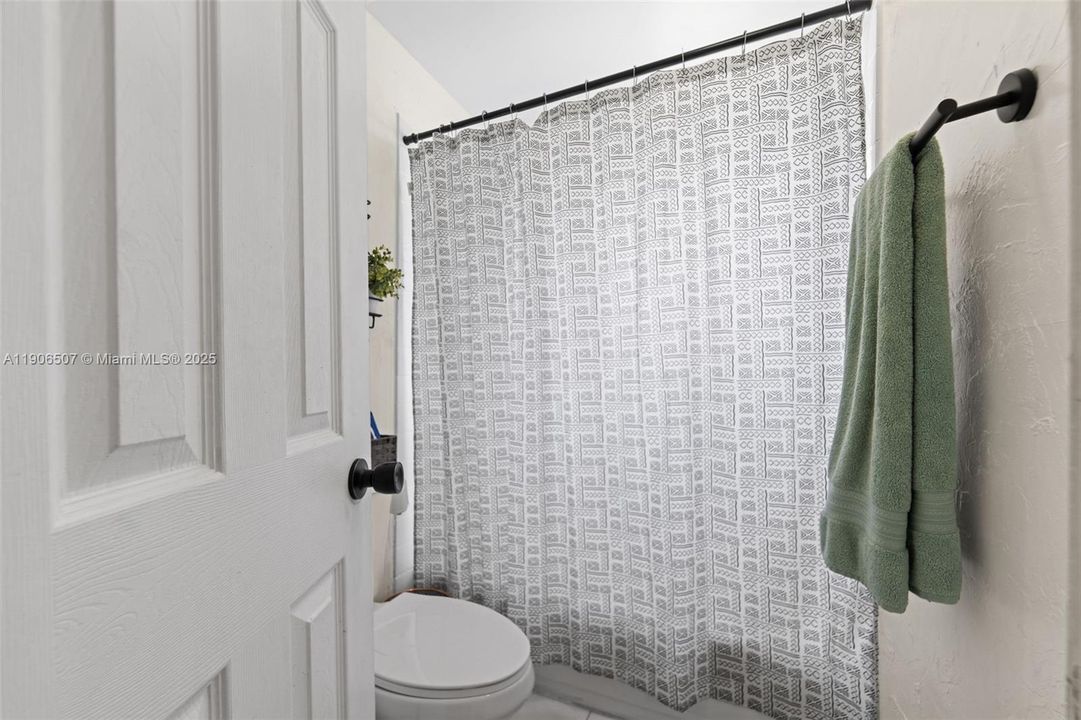 En Venta: $389,900 (2 camas, 1 baños, 540 Pies cuadrados)