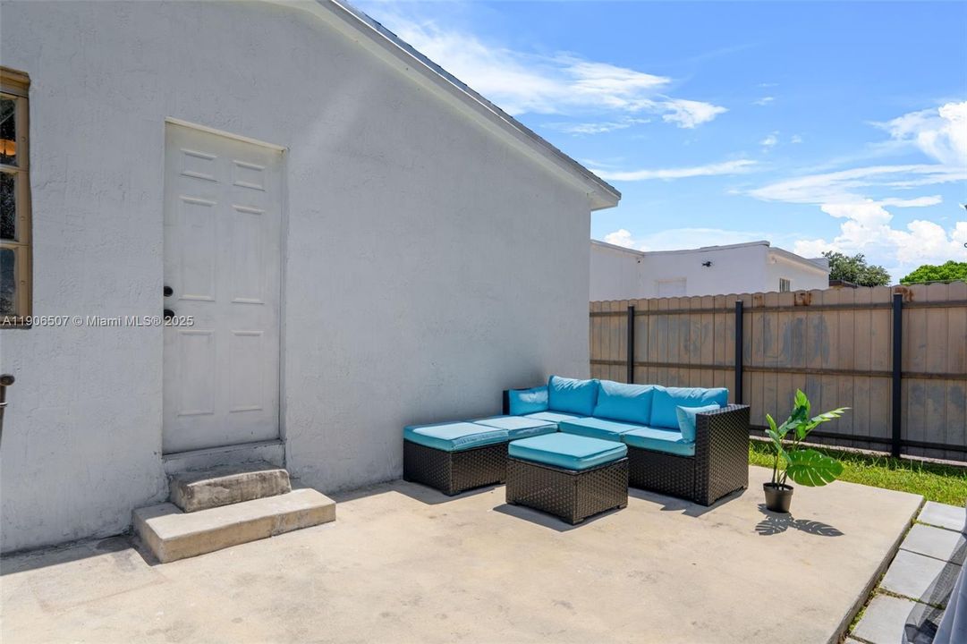 En Venta: $389,900 (2 camas, 1 baños, 540 Pies cuadrados)