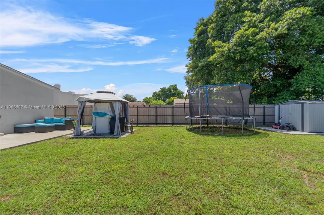 En Venta: $389,900 (2 camas, 1 baños, 540 Pies cuadrados)