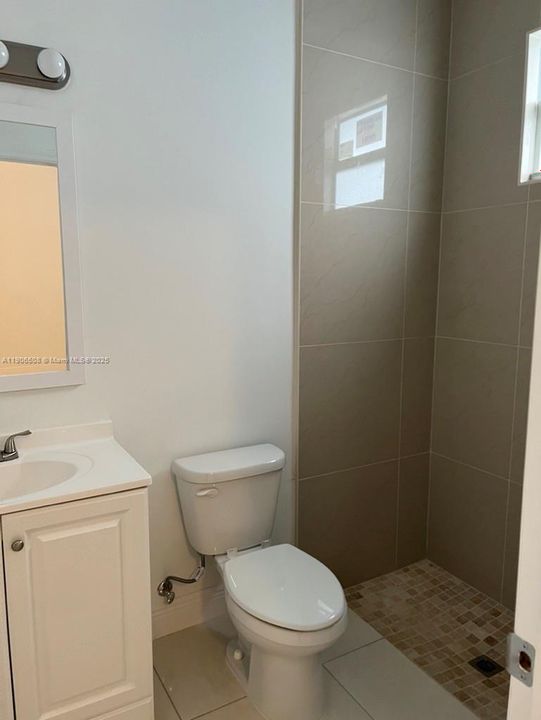 В аренду: $1,500 (1 спален, 1 ванн, 600 Квадратных фут)