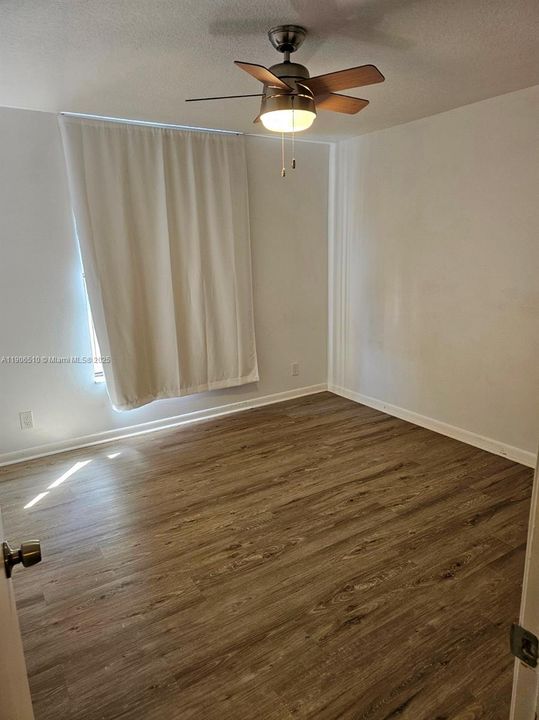 For Rent: $2,850 (3 beds, 2 baths, 1449 Square Feet)