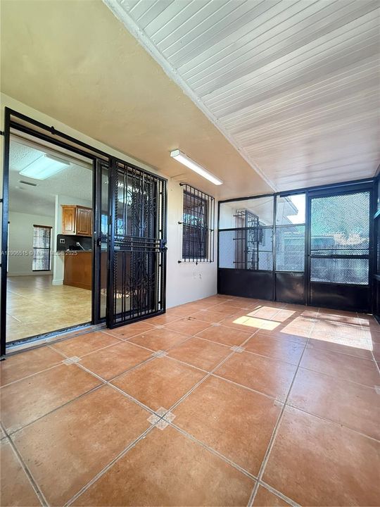 最近租的: $3,300 (3 贝兹, 2 浴室, 1958 平方英尺)