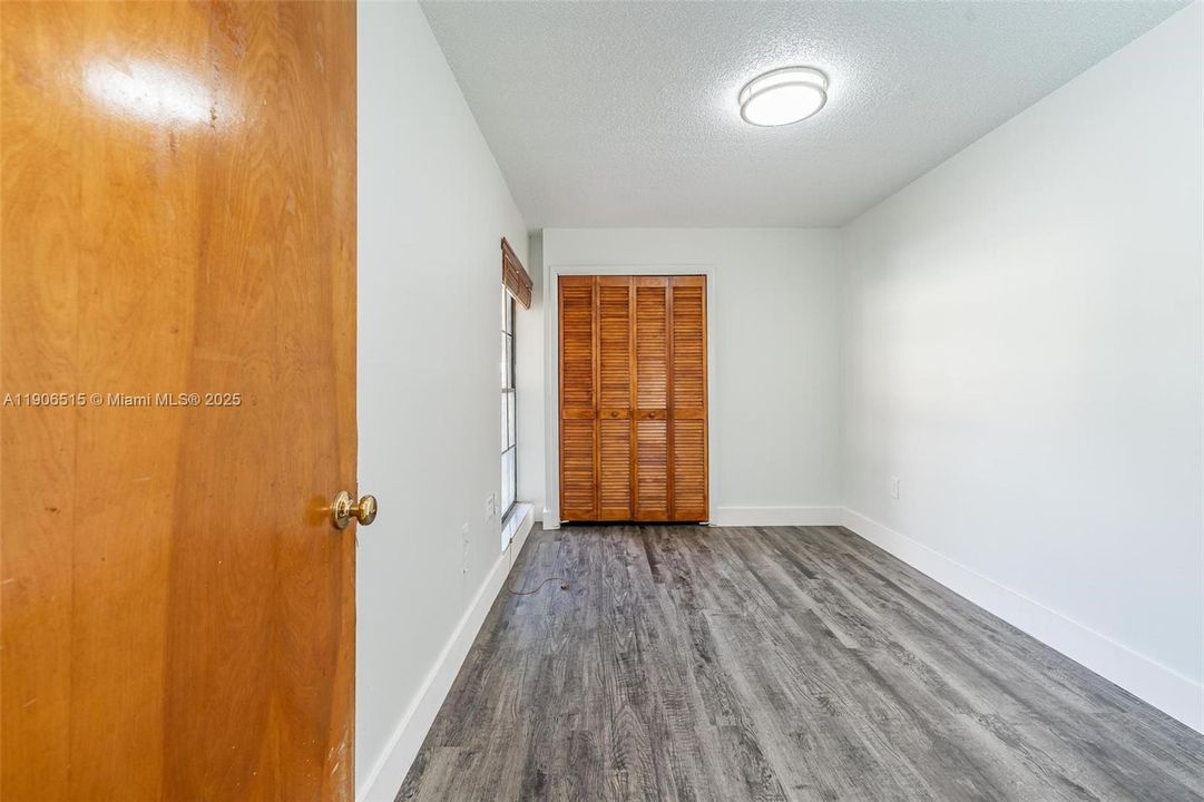 最近租的: $3,300 (3 贝兹, 2 浴室, 1958 平方英尺)