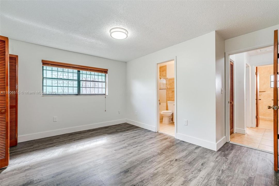 最近租的: $3,300 (3 贝兹, 2 浴室, 1958 平方英尺)