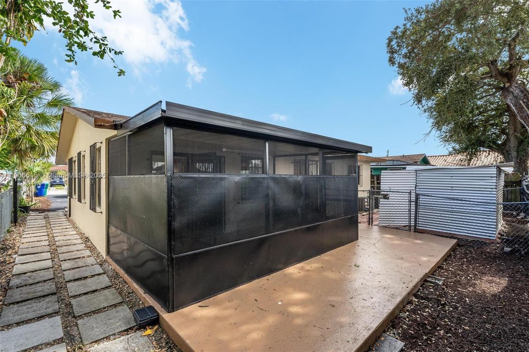 最近租的: $3,300 (3 贝兹, 2 浴室, 1958 平方英尺)