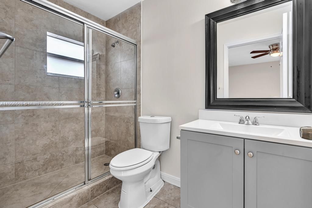 最近租的: $2,350 (2 贝兹, 2 浴室, 1250 平方英尺)