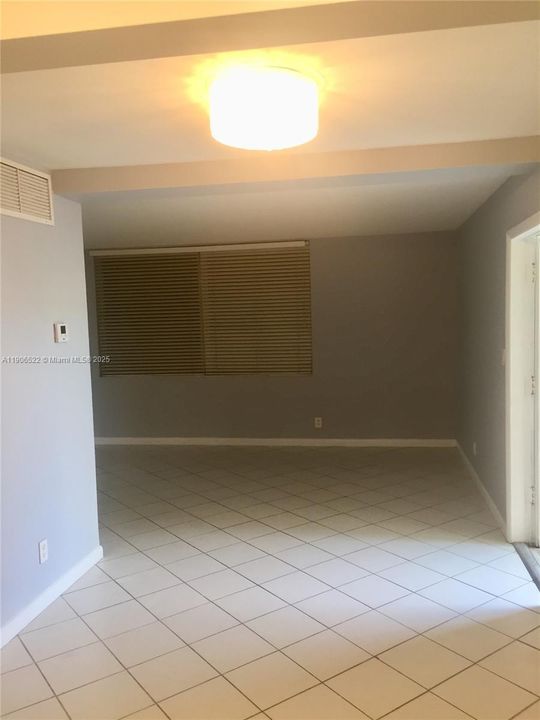 Recently Rented: $1,600 (1 beds, 1 baths, 620 Square Feet)