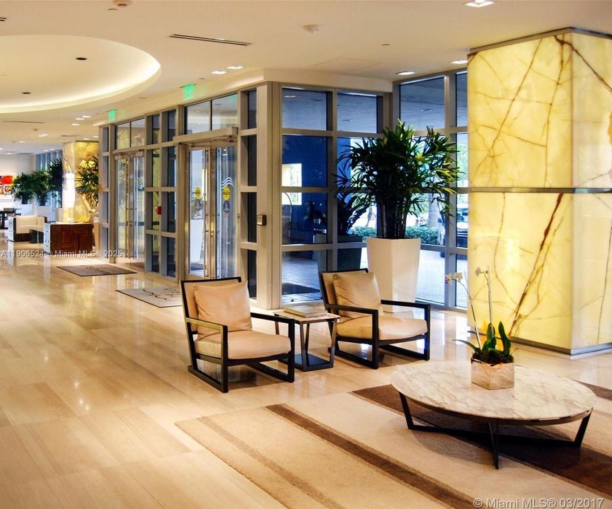 For Sale: $889,000 (2 beds, 2 baths, 1262 Square Feet)