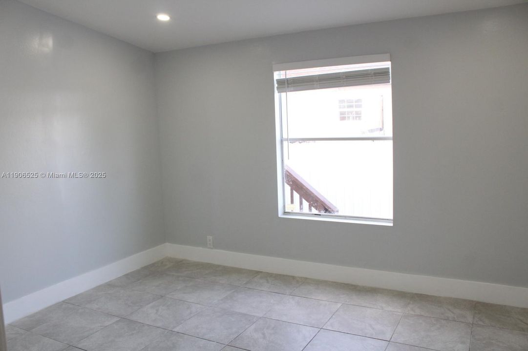 For Sale: $259,900 (3 beds, 2 baths, 1680 Square Feet)