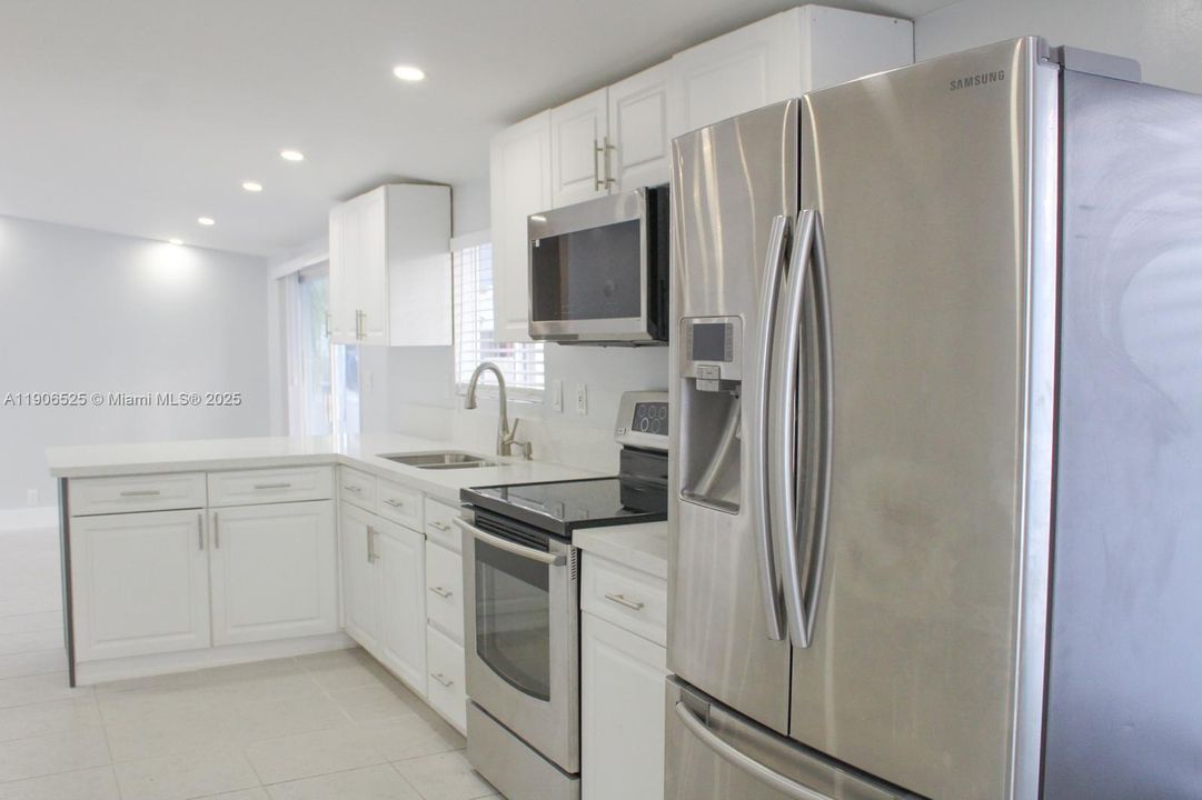 For Sale: $259,900 (3 beds, 2 baths, 1680 Square Feet)