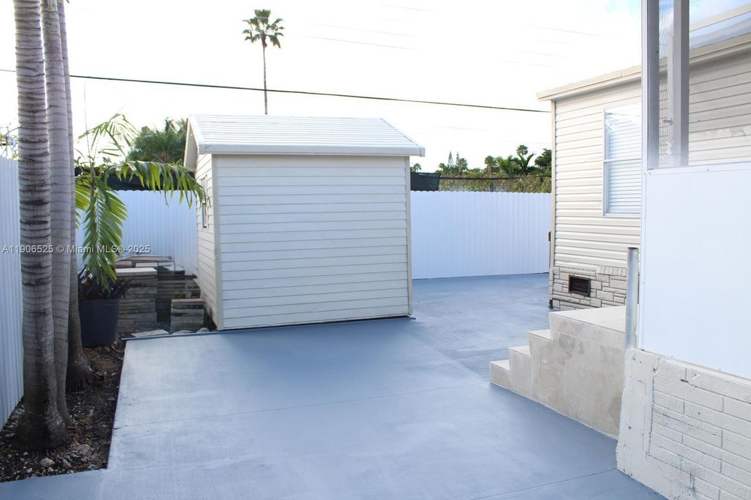 For Sale: $259,900 (3 beds, 2 baths, 1680 Square Feet)