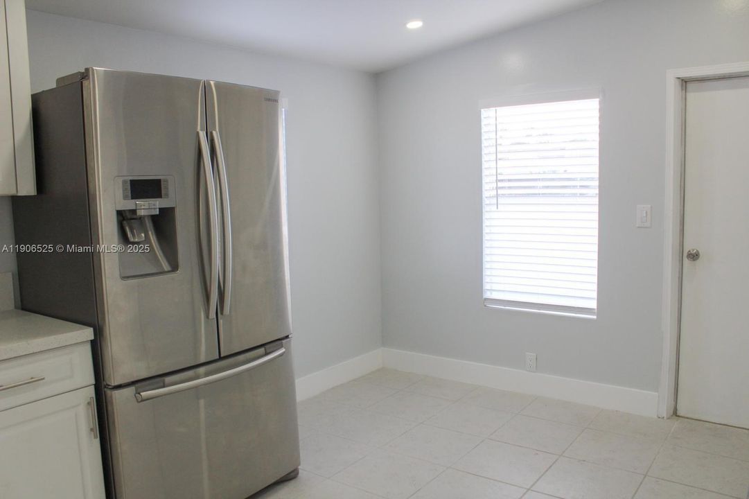 For Sale: $259,900 (3 beds, 2 baths, 1680 Square Feet)